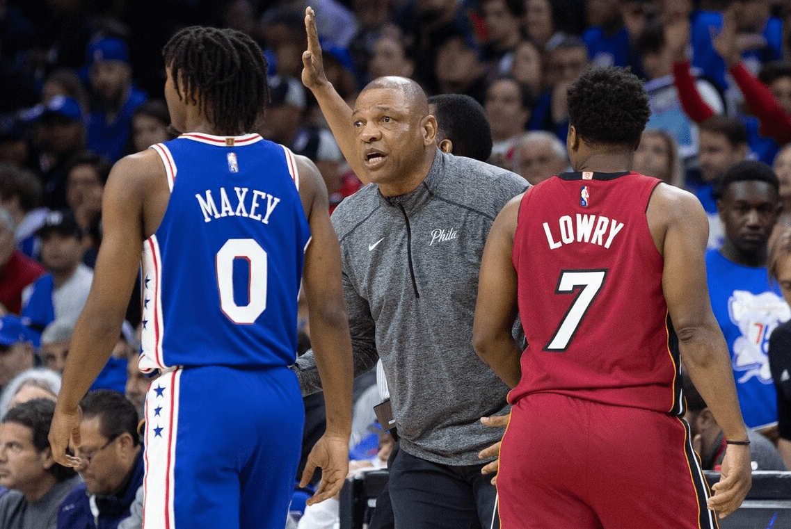 YABO-莱万多夫斯基赛事官方发布问鼎冠军新规，热火争议不断！的简单介绍